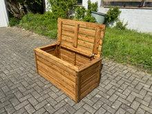 Lade das Bild in den Galerie-Viewer, Sandspielzeug aufbewahren, in Box neben Matschküche im GArten