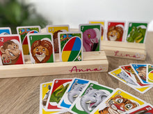 Lade das Bild in den Galerie-Viewer, Spielkartenhalter XL 35cm - Kartenständer aus Holz für Kinder & Erwachsene
