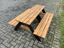 Lade das Bild in den Galerie-Viewer, Multifunktionale Kindersitzbank Ferdi aus umweltfreundlichem FSC-Holz