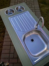 Lade das Bild in den Galerie-Viewer, Matschtisch Laura - Wasser Spieltisch Garten, Fördert Kreativität & Motorik