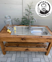 Lade das Bild in den Galerie-Viewer, Matschtisch Calimero mit Wasseranschluss - Wasserspieltisch aus Holz