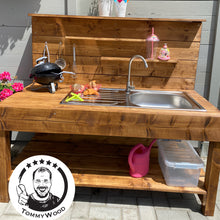 Lade das Bild in den Galerie-Viewer, Matschküche Kalle für Kinder - Outdoor Gartenküche, stabil & wetterfest