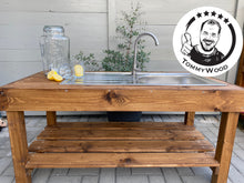 Lade das Bild in den Galerie-Viewer, Matschtisch Calimero mit Wasseranschluss - Wasserspieltisch aus Holz