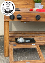 Lade das Bild in den Galerie-Viewer, Matschküche Willi mit Wasseranschluss - Outdoor Kinderküche, handgefertigt