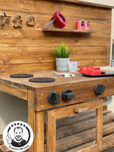Lade das Bild in den Galerie-Viewer, Matschküche Willi mit Wasseranschluss - Outdoor Kinderküche, handgefertigt
