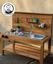 Lade das Bild in den Galerie-Viewer, Outdoor Matschküche Launebär aus Holz - Kreatives Spielen im Freien