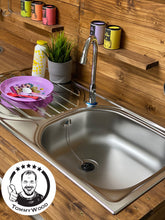 Lade das Bild in den Galerie-Viewer, Matschküche Tiffy für Kinder aus Holz - Lehmküche für Garten & Kindergarten