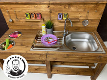 Lade das Bild in den Galerie-Viewer, Matschküche Tiffy für Kinder aus Holz - Lehmküche für Garten & Kindergarten