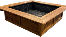 Lade das Bild in den Galerie-Viewer, Sandkasten seitlich geöffnet
