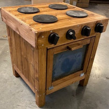 Lade das Bild in den Galerie-Viewer, Kinder-Backofen aus Holz als Zubehör für Outdoor-Matschküche
